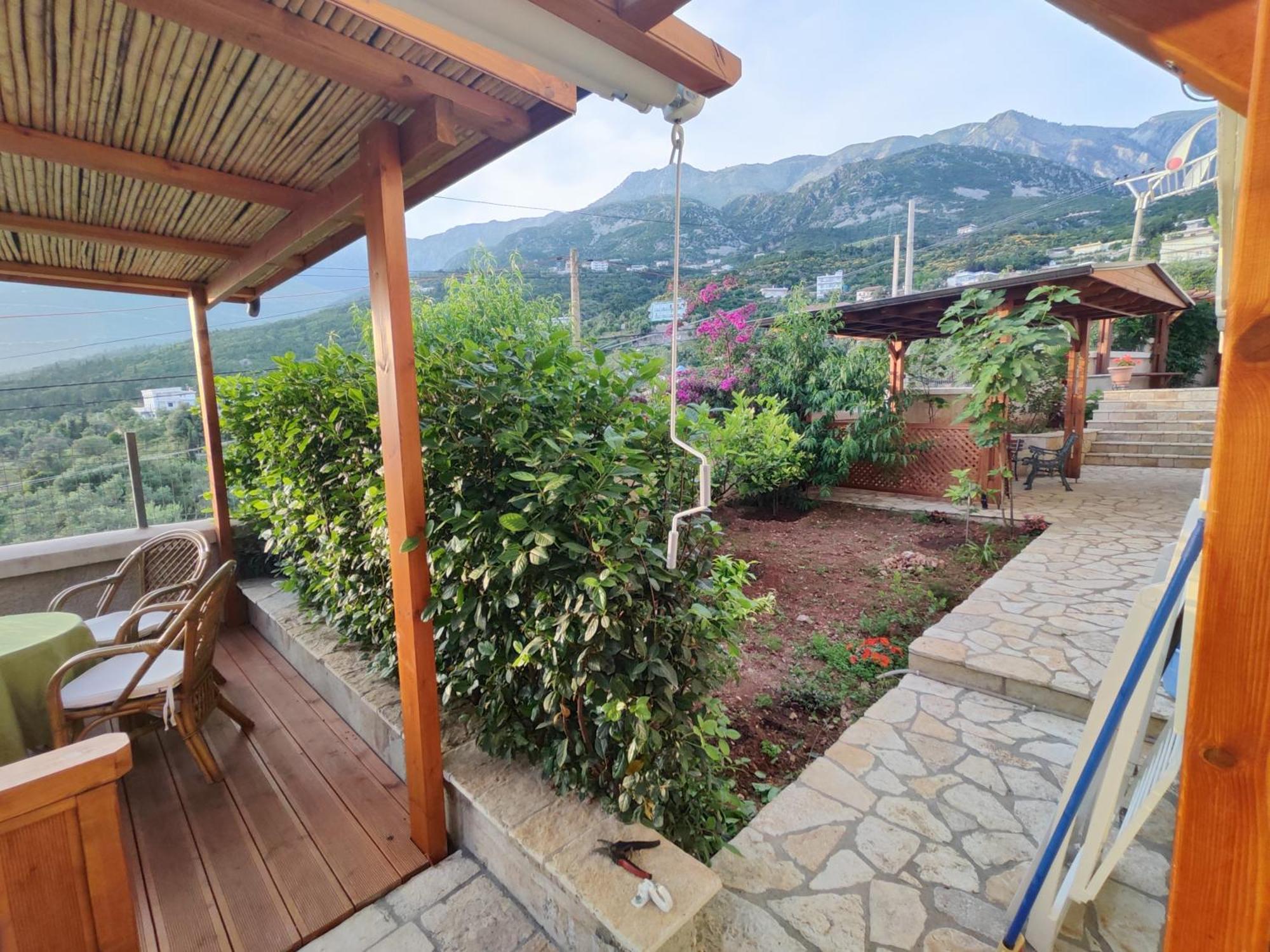 Spartila Apartments Dhermi Room photo