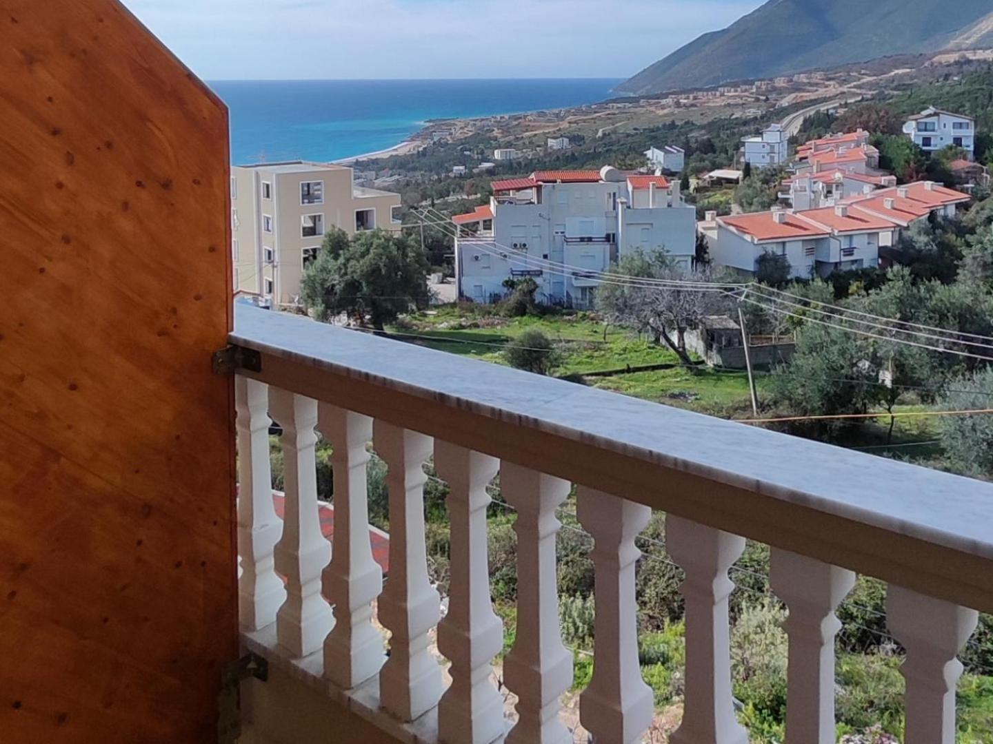 Spartila Apartments Dhermi Exterior photo