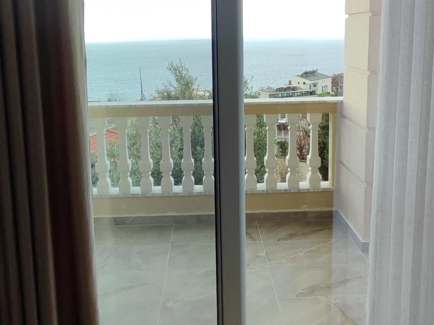 Spartila Apartments Dhermi Exterior photo